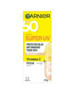 Protector Solar FPS 50 Vitamina C X40g Tono Claro Garnier 